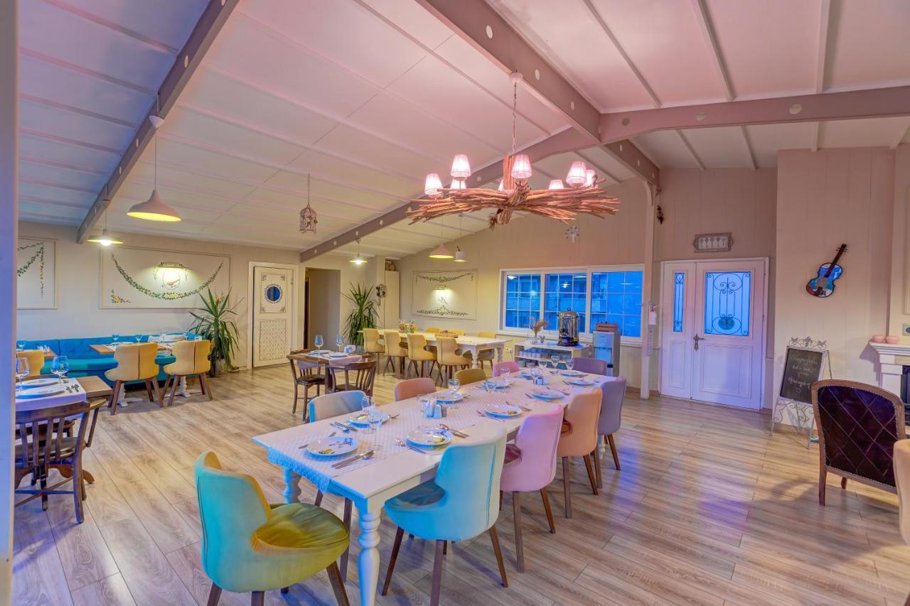 موتيل كيتشوكويو Gurel Garden House المظهر الخارجي الصورة