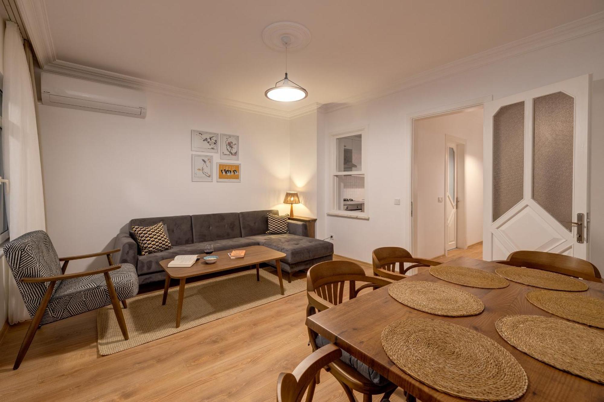 موتيل كيتشوكويو Gurel Garden House المظهر الخارجي الصورة